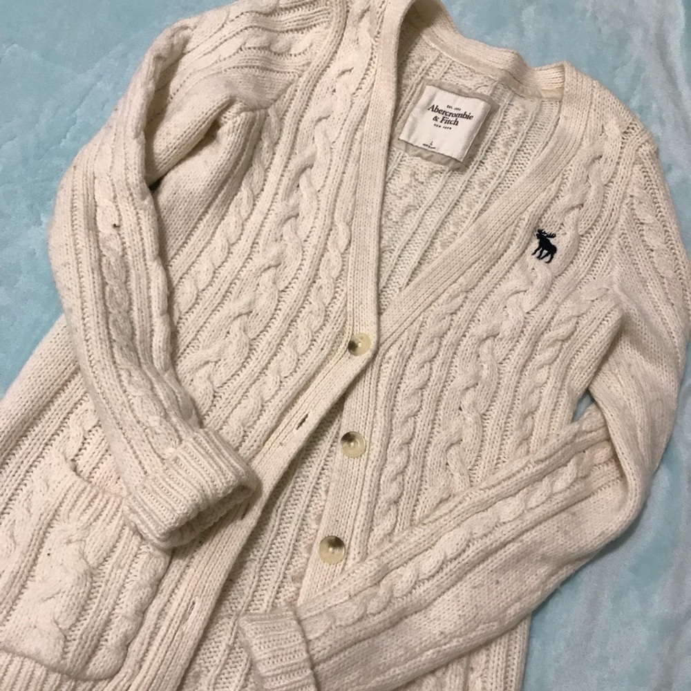Abercrombie and Fitch cardigan